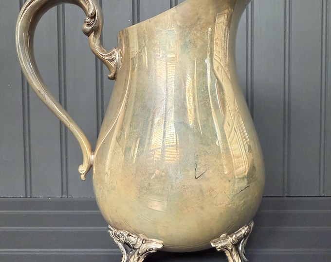 Vintage Wm. Rogers Silverplate Pitcher with Ornate Feet | Classic Water Jug or Vase