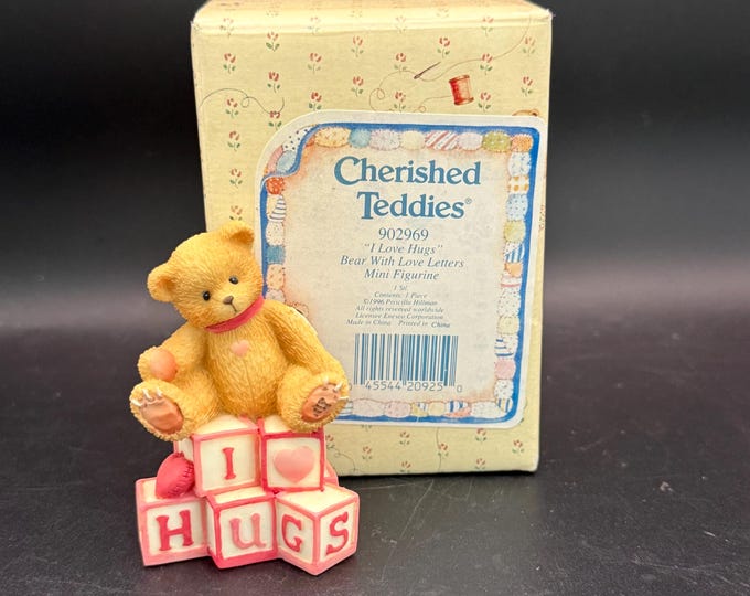 Cherished Teddies "I Love Hugs" Figurine | 1996 Collectible With Box