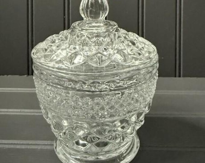 Vintage Clear Pressed Glass Candy Dish with Lid – Diamond & Thumbprint Pattern
