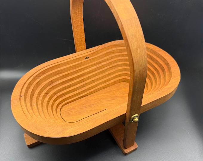 Vintage Accordion Fruit Basket, Mid Century Wooden Collapsible Bowl, Kitchen Decor