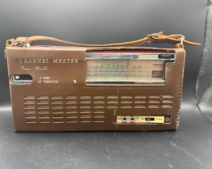Vintage Channel Master Transistor Radio – Aircraft Marine 3 Band 10 Transistor Japan – Works As-Is
