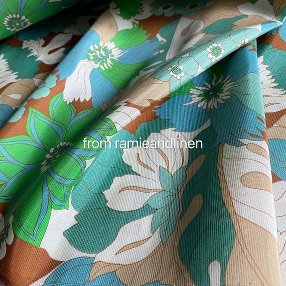 Tela De Seda Pura Con Estampado Floral Verde - 42 Pulgadas De Ancho, Ideal Para Vestidos Y Saris