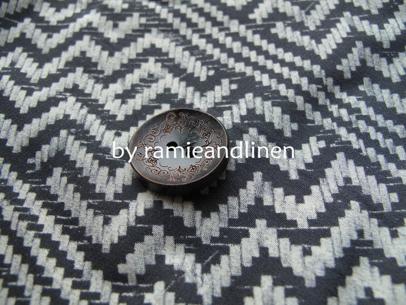 Silk fabric, vintage zigzag print crepe de chine silk fabric, pure silk fabric, dress fabric, half yard by 45" wide image 4