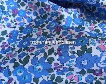 Japanese cotton fabric,  classic liberty floral print cotton fabric, half yard by 57" wide