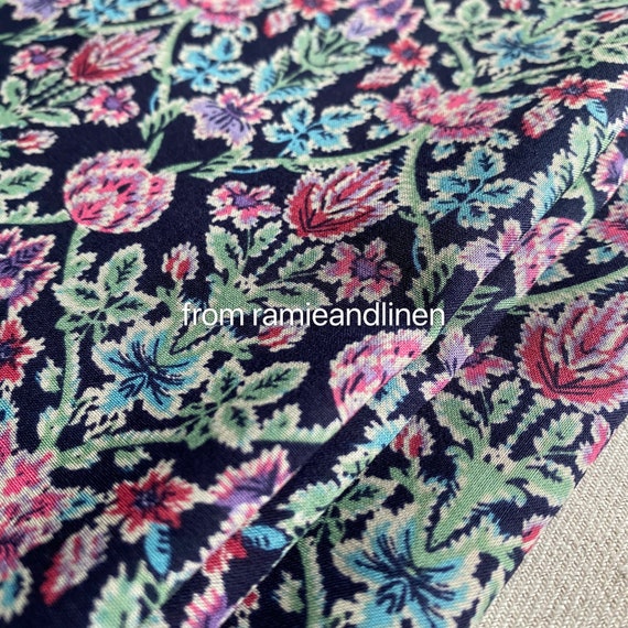 cotton fabric, retro flowers print Cotton voile Fabric, half yard by 56" wide