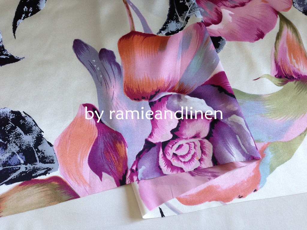 小物 Y's RAYON SILK BLURRY FLOWER PRINT STOLE Y's Rayon Silk Blurry Flower Print Stole 2023 Resort