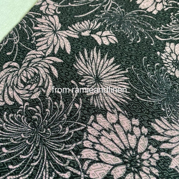 Japanese vintage style pink floral print on grey/black cotton double-gauze fabric, Fat Quarter, 18" by 27"