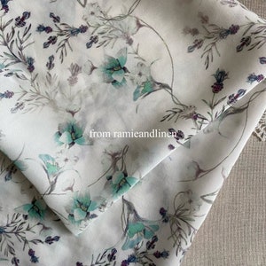 Seidenstoff, Digitaldruck, kleine Blumen auf Zweigen drucken, Seide Baumwollmischgewebe, 130 x 130 cm