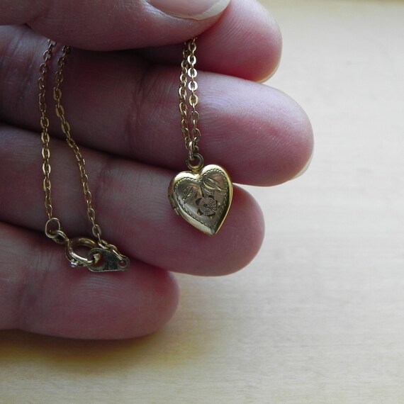 Heart-Shaped Locket Pendant Necklace - image 10