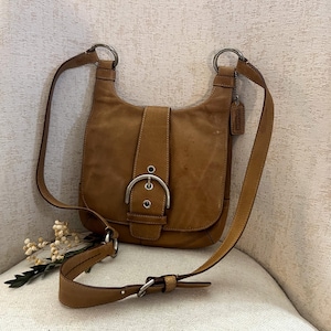 Coach Legacy Soho Bag in Butterscotch Leather | 2000s Shoulder Bag with Silver Hardware 9736
