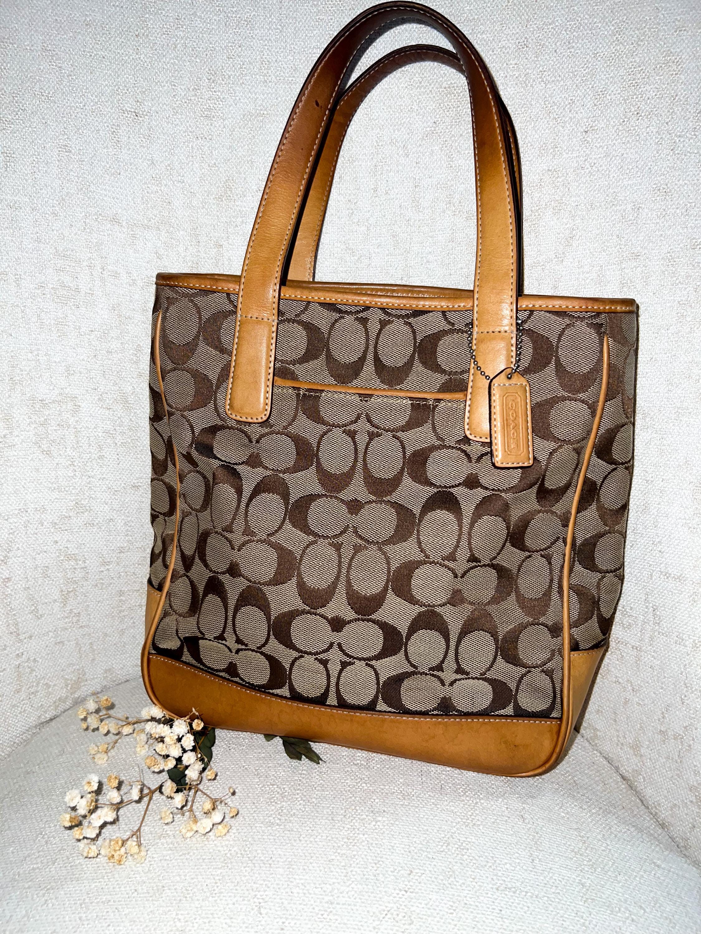 極美品✨vintage coach old bag TOTO brown Vintage Coach Bag: A Perfect Chocolate Brown Beauty | TikTok