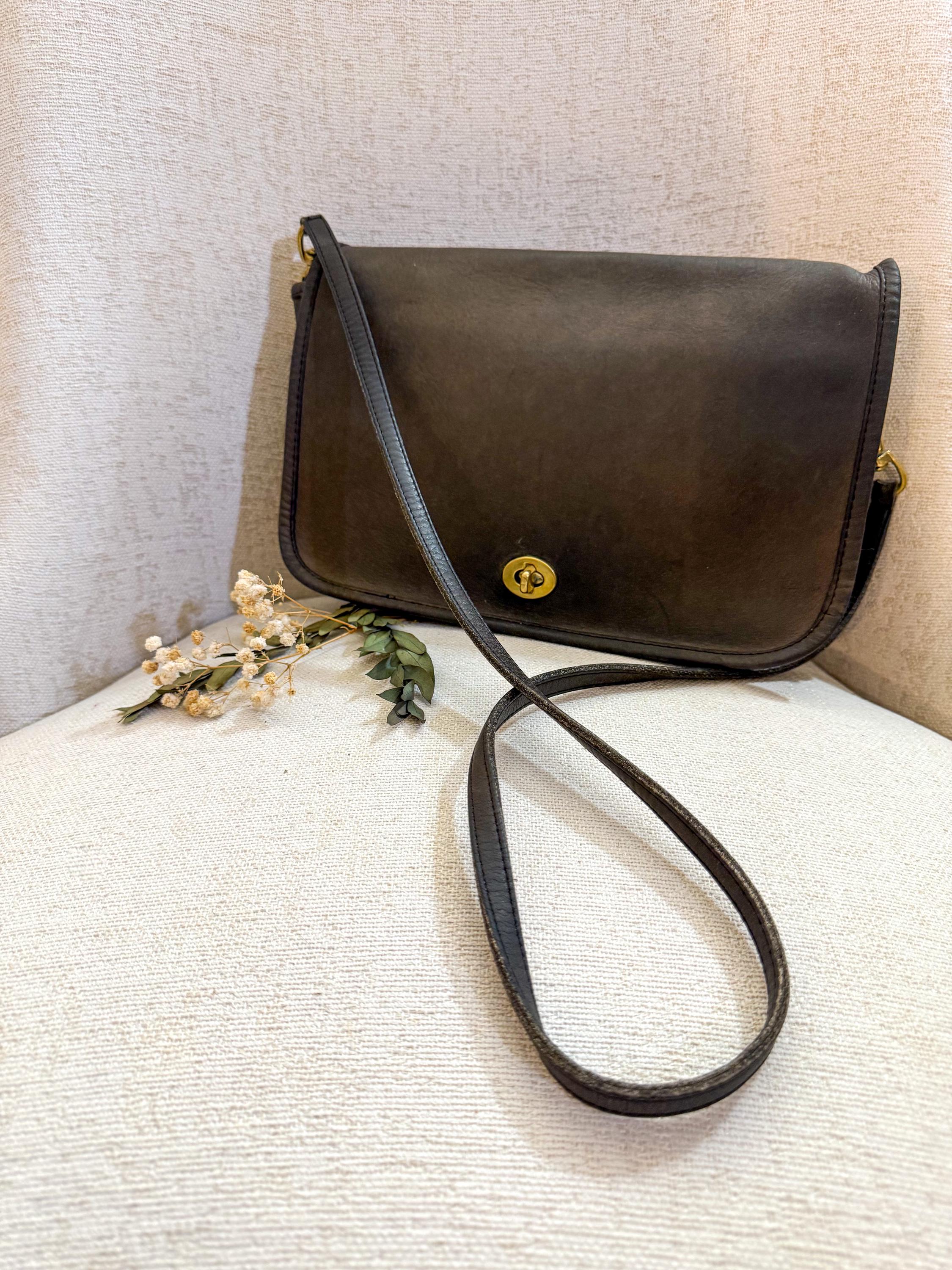 Coach Convertible Clutch 9365 – 1980s Black Leather Beauty With