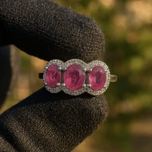 925 Sterling Silver Glass Field Ruby Ring With Zircons | Three-Stone Oval Ruby Ring | Vintage Style Ring | July Birthstone | Gift for Her