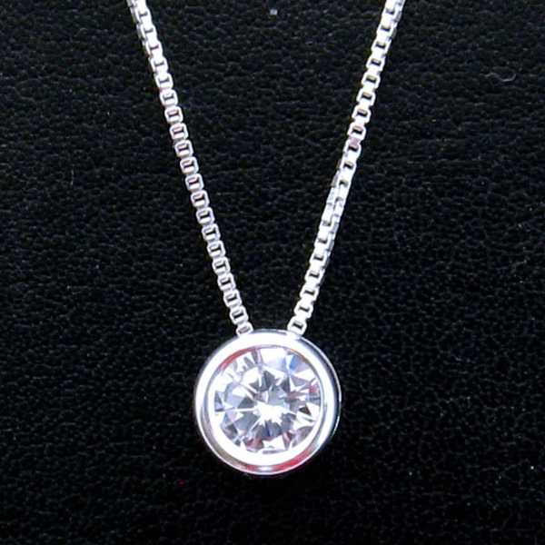 Collar de circonita cúbica, colgante de circonita cúbica de 6 mm, collar solitario de circonita cúbica engastada en bisel de plata esterlina, regalo del Día de la Madre, joyería de boda