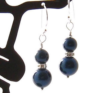 Blue Pearl Earrings, Blue Bridesmaid Earrings, Mother of the Bride Sterling Silver Navy Blue Earrings, Blue Bridesmaid Wedding Jewelry, Prom