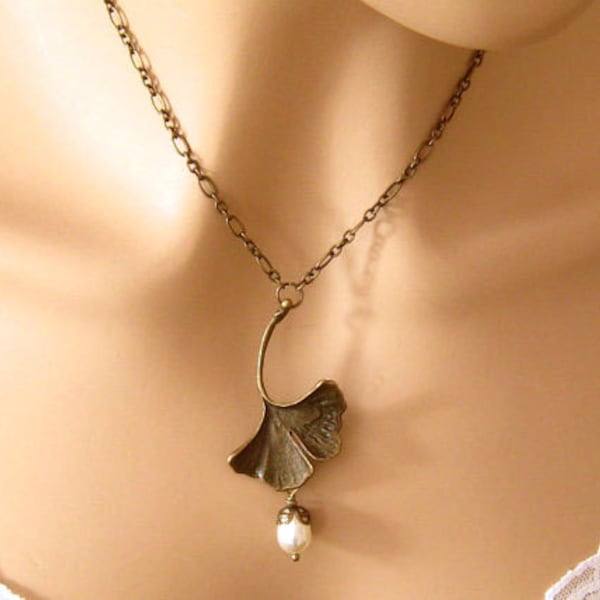 Romantic Necklace: Art Nouveau Necklace/Antiqued Bronze Ginkgo Leaf and Pearl Bridal Necklace/Wedding or Engagement Gift/ Romantic Jewelry