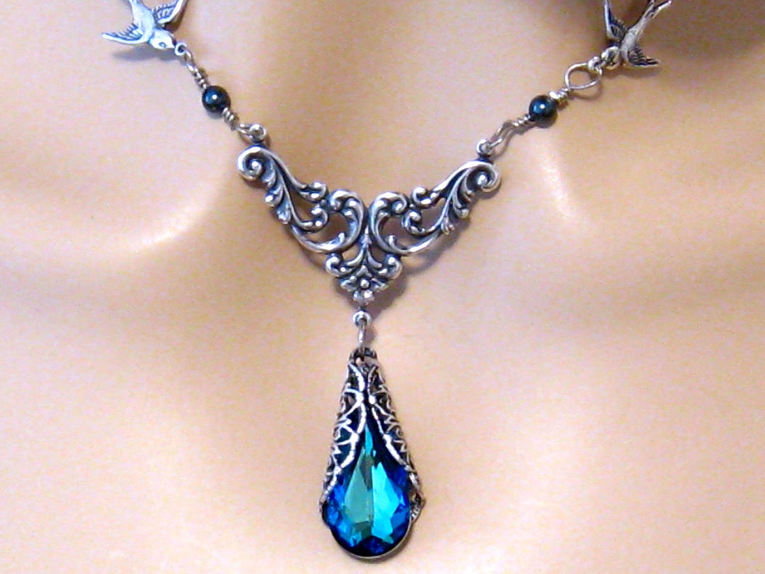 Romantic Blue Bridesmaids Necklace: Victorian Swarovski - Etsy