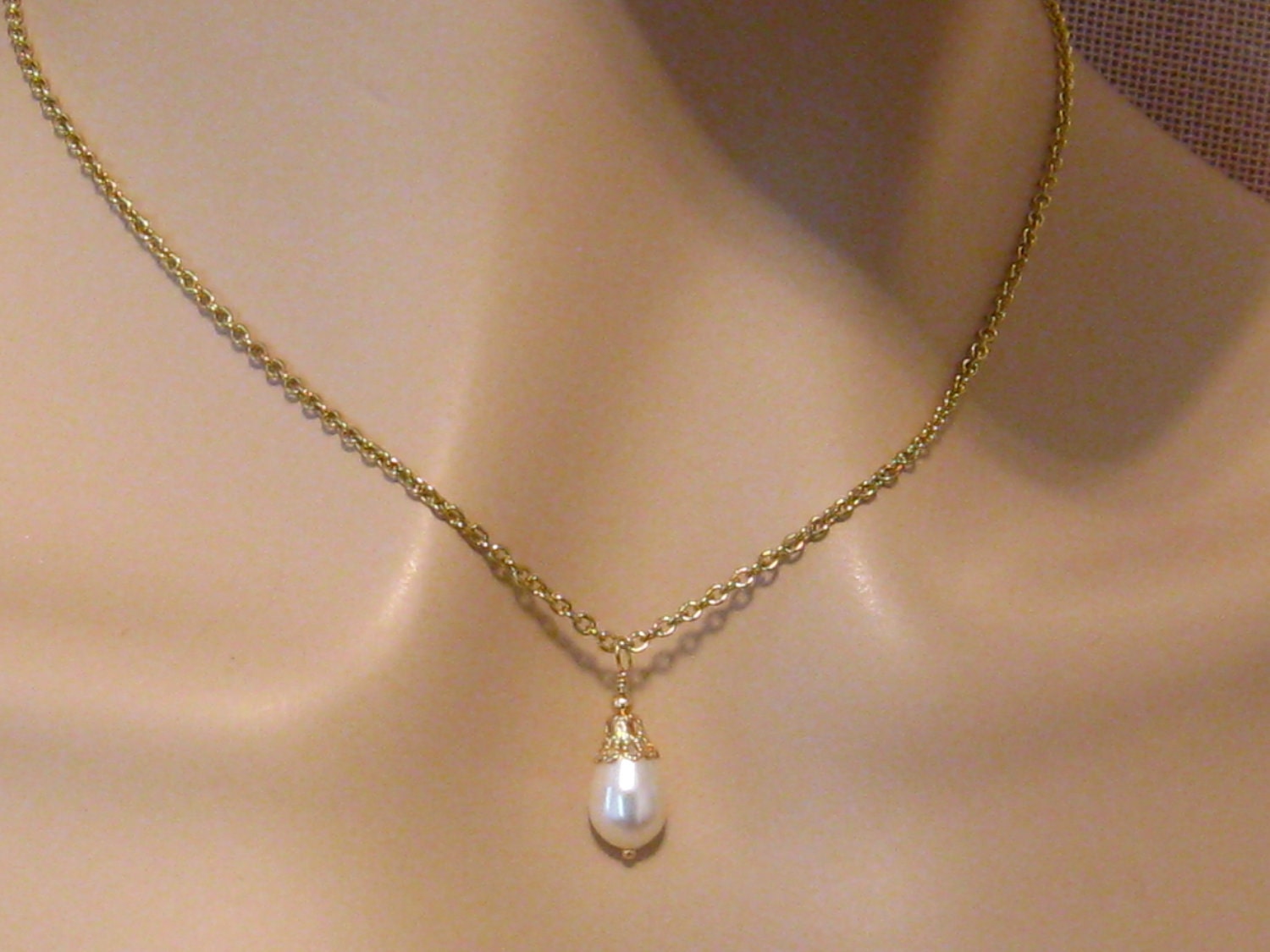 Single Pearl Necklace Petite Victorian Cream Pearl Necklace | Etsy