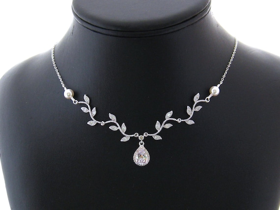 Necklaces for wedding day sale