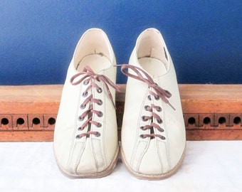 Brunswick Women's Bowling Shoes Size 8