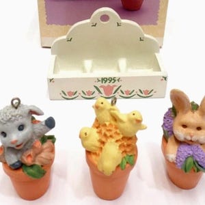 1995 Hallmark Flowerpot Friends Easter Ornament Set: Lamb, Chick, Bunny Wall Hanging