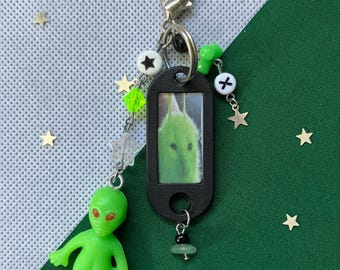 Silly alien charm keychain