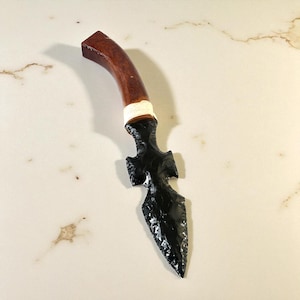 Hand Knapped Black Obsidian Crystal Knife: Handmade Athame