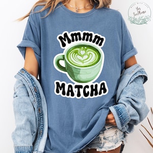 Es ist Matcha Zeit Shirt, Matcha grüner Tee, Matcha-Liebhaber-Geschenk, Matcha-Liebhaber-T-Shirt, Frau Matcha Shirt, Yoga-Shirt, Matcha, ästhetisches Mädchen-T-Stück,