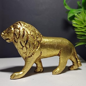 Brass Lion Statue Mini Figurine – Small Brass Lion Decor, Collectible Animal Sculpture, Tiny Desk Ornament, Vintage Lion Art,Lion Lover Gift