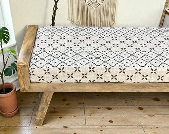 Boho gestoffeerde houten bank - neutrale geometrische hal zitplaatsen, rustiek tribale meubels, boho chic decoratieve bank voor woonkamer