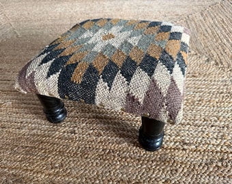 Kilim Ottoman Footstool Handmade, Boho Upholstered Stool with Wooden Legs, Tribal Foot Rest, Small Accent Seat, Rustic Home Decor