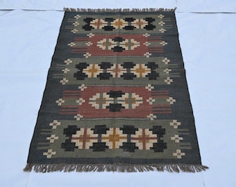Boho Southwestern Kilim Rug, Handmade Tribal Area Rug, Rustic Farmhouse Woven Rug, Geometric Accent Rug, Vintage Entryway Decor