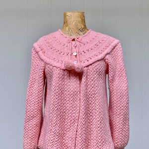 Vintage 1950s Pink Knit Bed Jacket, 50s Acrylic Swing Cardigan, Crochet Folk Sweater, Medium-Large, VFG image 5