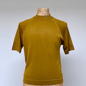 Vintage 1970s Short Sleeve Harvest Gold Acrylic Casual Shirt by McGregor, 40 Chest VFG image 1