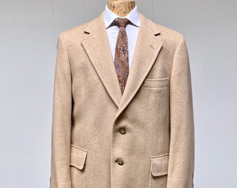 Vintage 1970s Classic Cashmere Blazer, Hart Schaffner & Marx Jacket, 70s Traditional Camel Wool 2-Button Sport Coat, Size 44 Long, VFG