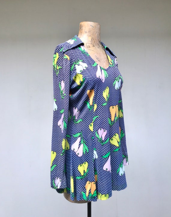 Vintage 1970s Novelty Print Top, 70s Youthquake N… - image 3