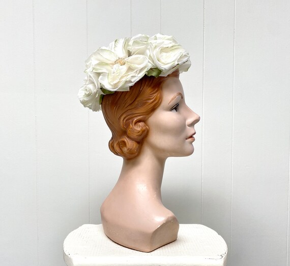 Vintage 1960s White Floral Hat, Mid-Century Garde… - image 4