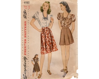 Vintage 1944 Simplicity Sewing Pattern 4981, Misses' and Women's Pleated Shorts, Front Button Skirt, Peasant Blouse & Jumper, Size 12, VFG