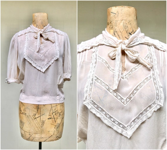 Vintage 1930s Romantic Blush Silk Chiffon Lace Tri