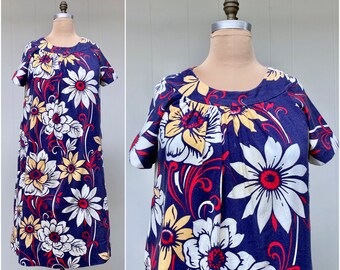 Vintage 1960s Hawaiian Barkcloth Muu Muu, Mid-Century Floral Cotton Dress, Aloha Hawaiian Originals, Tiki Oasis, 44" Bust 14-16W, VFG