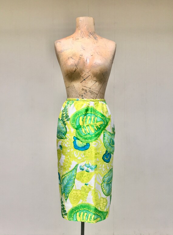 Vintage 1960s Resort Wear, Silk Sleeveless Leaf P… - image 5