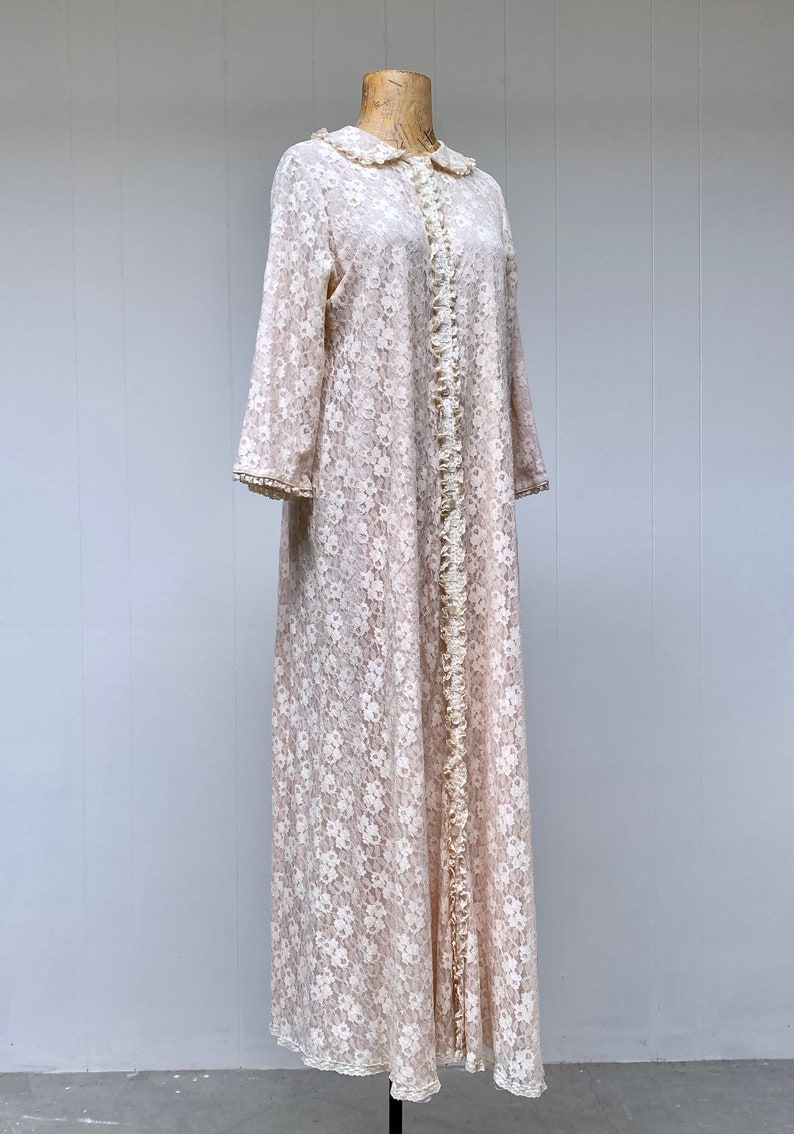 Vintage 1960s Floral Lace Robe, 60s Blush Nylon Dressing Gown, Miss Elaine Maxi, Medium to Large 38 Bust, VFG image 3