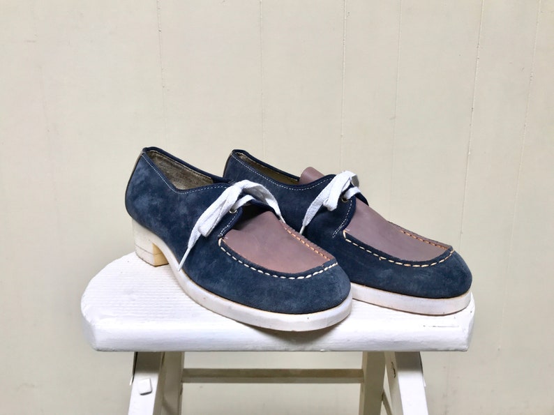 Rubber Sole Oxford Lace-Ups Vintage 1960s Hush Puppies Size 7 US 60s Blue and Beige Faux LeatherSuede Casual Shoes Vegan Walking Shoes