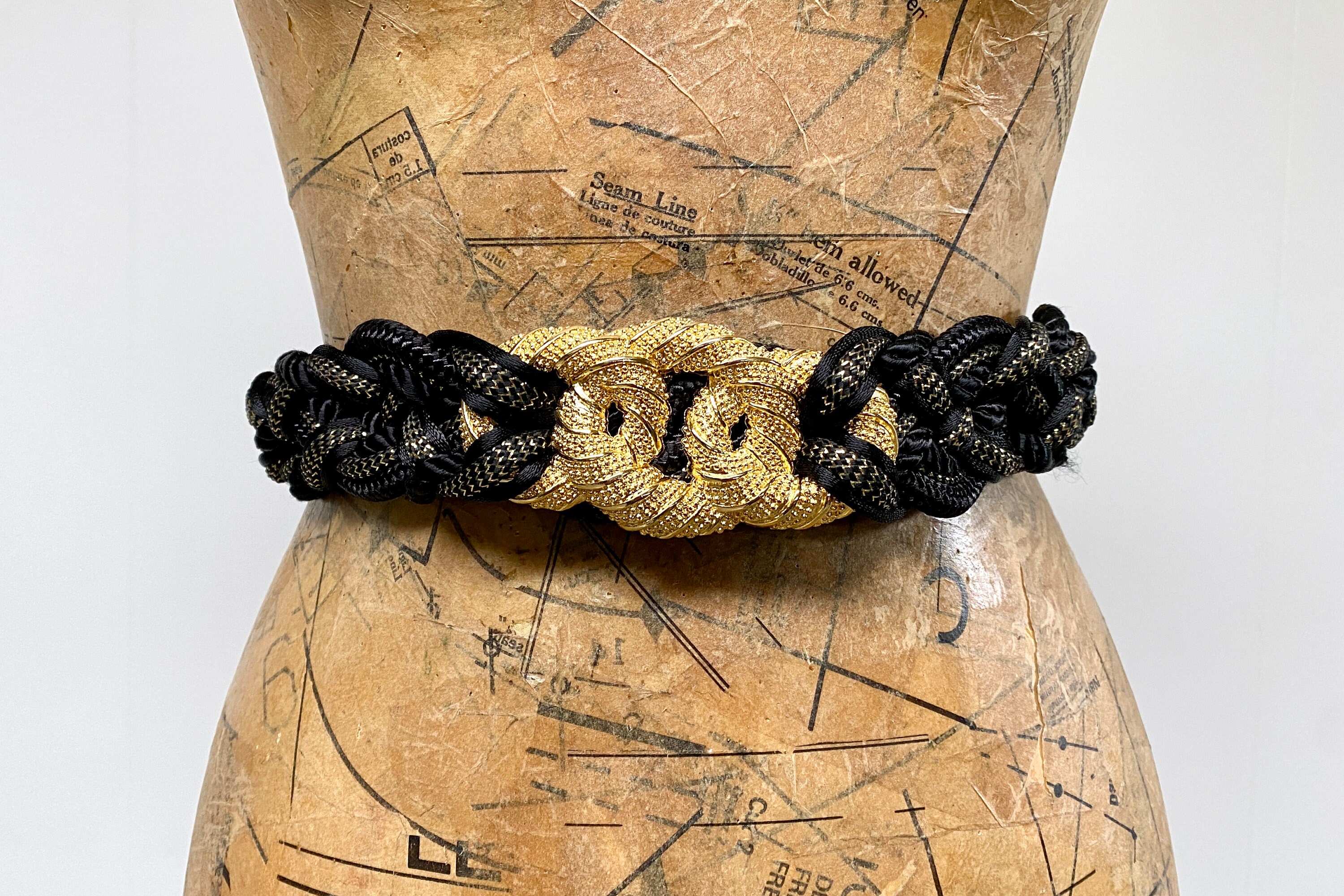 Vintage 1980s 1990s Black and Gold Braided Cord Statement  display picture 2