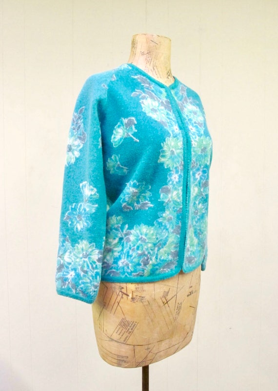 Vintage 1960s Floral Lambs Wool Angora Sweater, M… - image 3