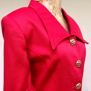 Vintage 1990s Short Sleeve Blazer, Red Cotton Piqué Fitted Hourglass Jacket, Structured I. Magnin Top, Medium 38 Bust, Size 10, VFG image 7