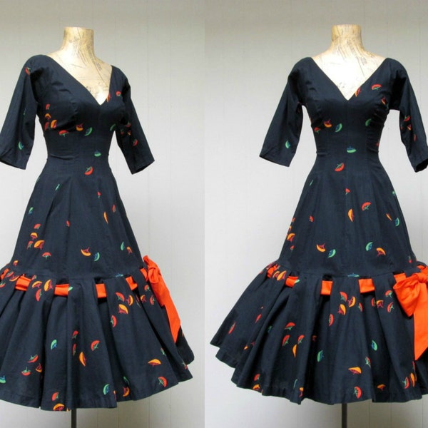 Vintage 1950s Bombshell Dress, 50s Black Cotton Rockabilly Mermaid Dress, Viva Las Vegas, Fit n Flare Dress, Extra Small