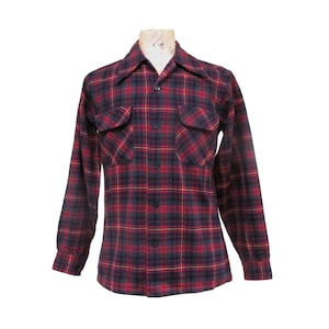 Vintage 1960s PENDLETON Board Shirt, 60s Red Wool Plaid Lumberjack Shirt w/ Double Flap Pockets, Medium 40&quot; Chest, VFG