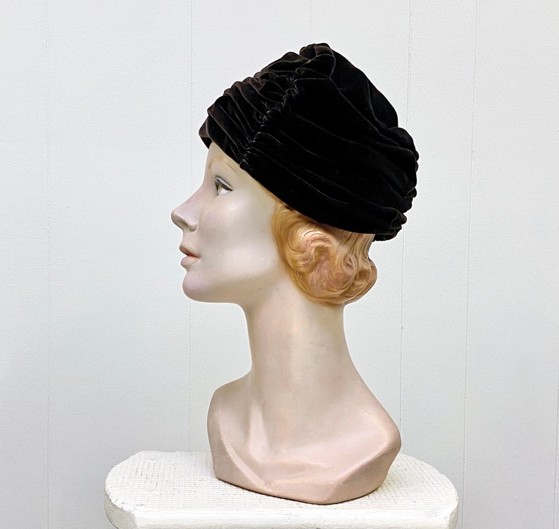 Vintage 1960s Brown Velvet Turban, Old Hollywood Glamour, Mid-Century Accessory, VFG image 6