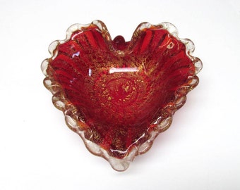 Vintage 1950s Murano Glass Dish, Ruby Red Gold Barovier Toso Heart-Shaped Bowl, Collectible Mid-Century Italian Glass Leaf Ashtray or Basket